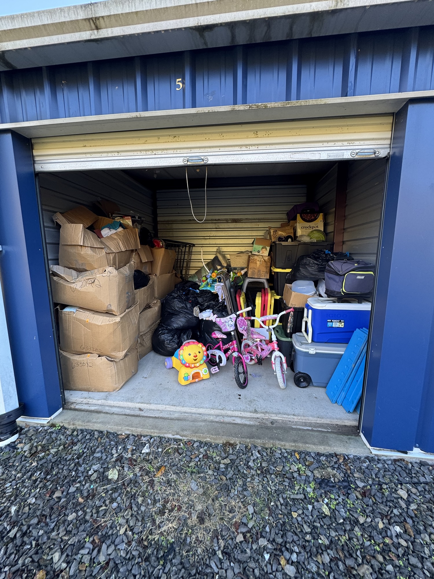 Why Keeping Your Storage Unit Organized Saves You Time, Money, and Stress